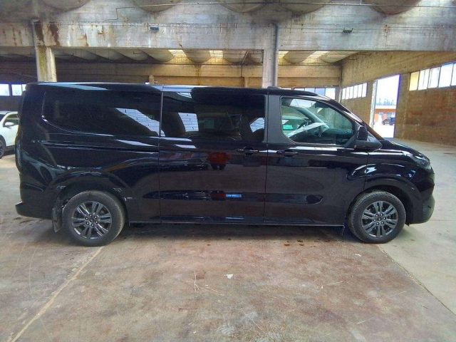 FORD Tourneo Custom usata, con Autoradio