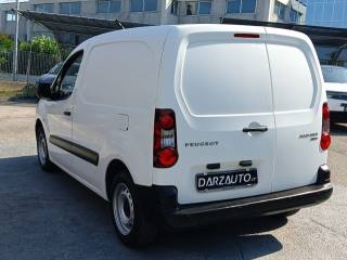 PEUGEOT Partner usata, con Start/Stop Automatico