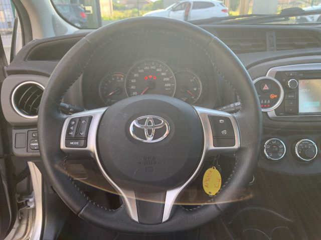 TOYOTA Yaris usata, con Servosterzo