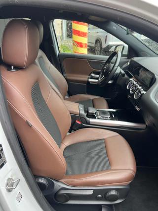 MERCEDES-BENZ GLA 200 usata 11