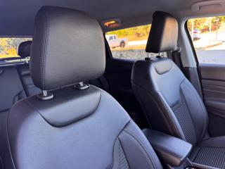 JEEP Compass usata, con Sedile posteriore sdoppiato