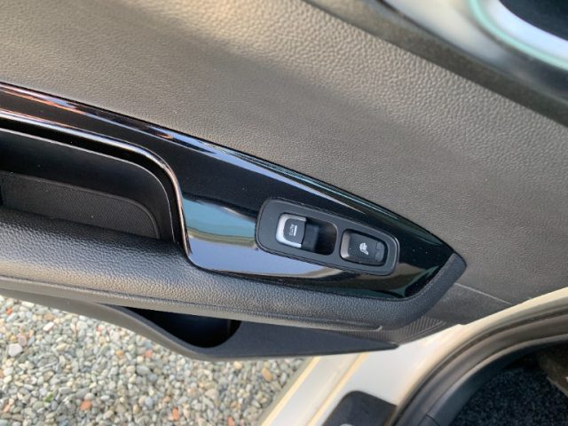 KIA Optima usata, con Park Distance Control