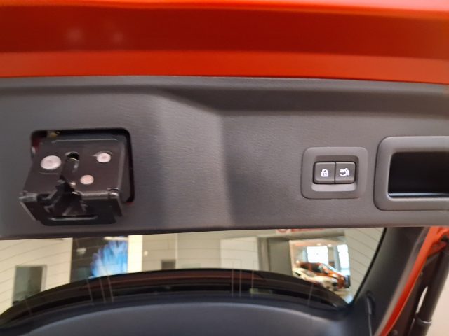 MAZDA CX-30 usata, con Volante in pelle