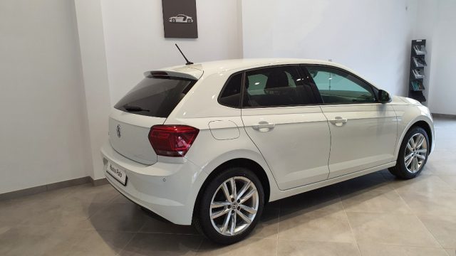 VOLKSWAGEN Polo usata, con Autoradio