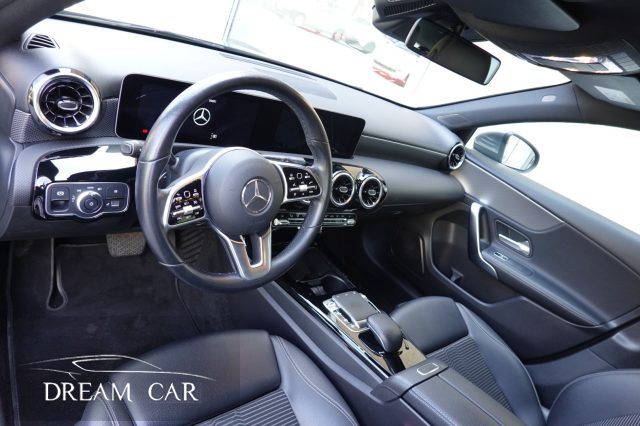 MERCEDES-BENZ A 180 usata, con Cerchi in lega