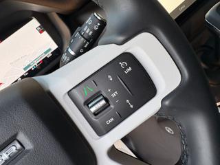 LAND ROVER Defender usata, con Sistema di navigazione
