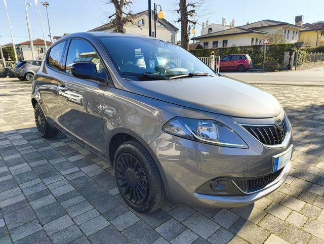 LANCIA Ypsilon usata, con Airbag