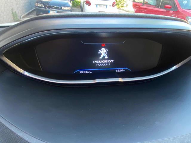 PEUGEOT 5008 usata 6