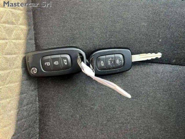 RENAULT Clio usata, con Immobilizzatore elettronico
