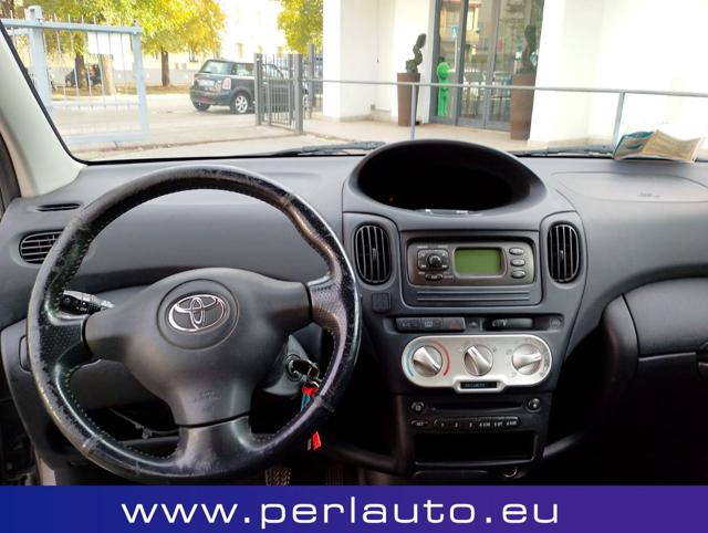 TOYOTA Yaris usata, con Climatizzatore