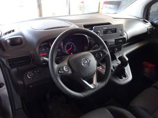 OPEL Combo usata, con Chiusura centralizzata