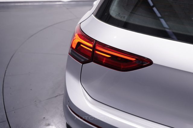 VOLKSWAGEN Golf usata, con Adaptive Cruise Control