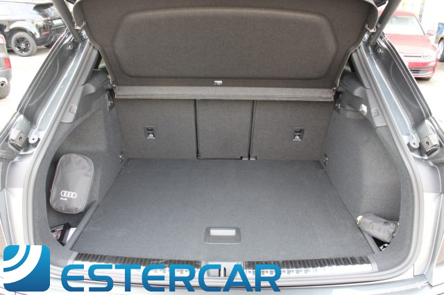 AUDI Q3 usata, con Sedile posteriore sdoppiato