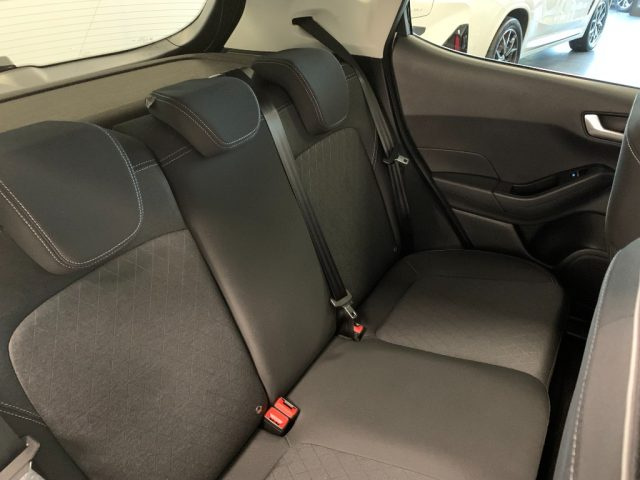 FORD Fiesta usata, con Autoradio