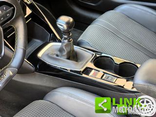 PEUGEOT 208 usata, con Sedile posteriore sdoppiato