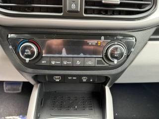 HYUNDAI i10 usata, con Sensori di parcheggio posteriori