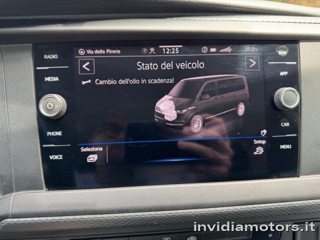 VOLKSWAGEN Caravelle usata, con Controllo vocale