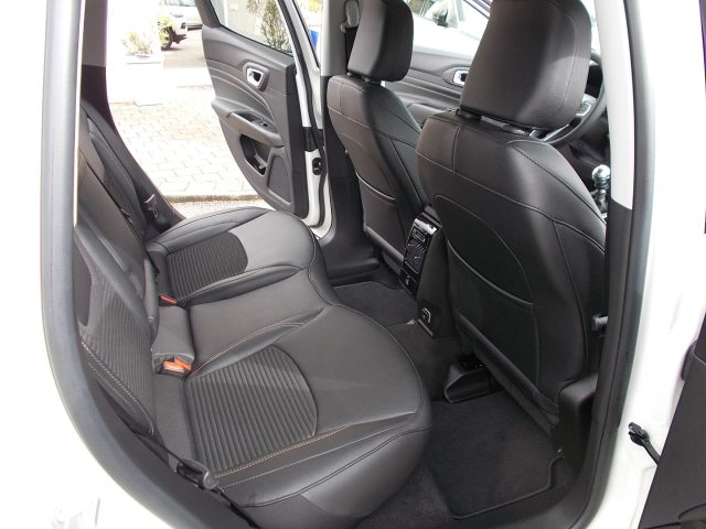 JEEP Compass usata, con Controllo automatico clima