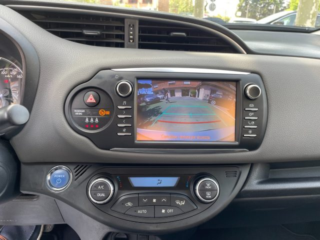 TOYOTA Yaris usata, con Servosterzo