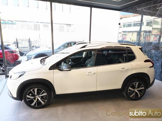 PEUGEOT 2008 usata, con Autoradio
