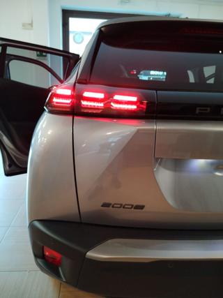 PEUGEOT 2008 usata, con Climatizzatore