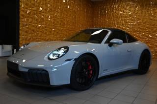 PORSCHE 992 usata 32