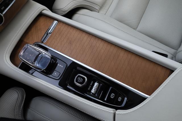 VOLVO XC90 usata, con Controllo trazione
