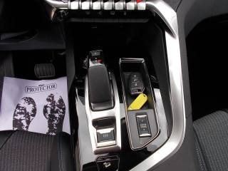 PEUGEOT 3008 usata, con Park Distance Control