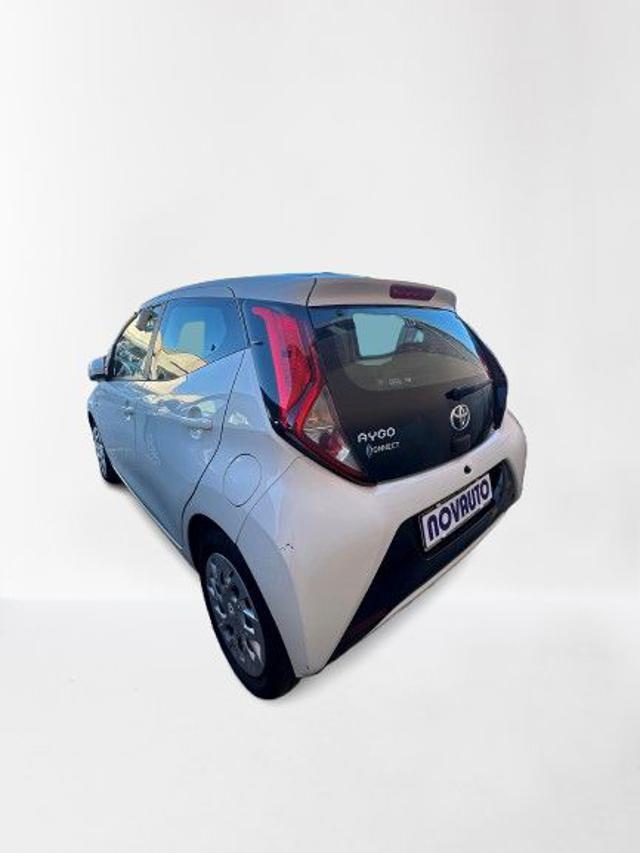 TOYOTA Aygo usata, con Autoradio
