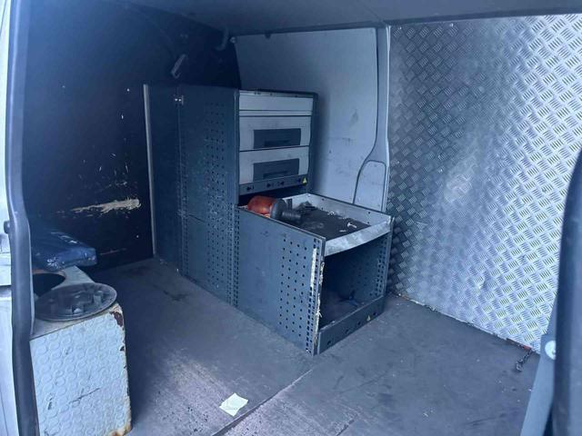 VOLKSWAGEN Transporter usata 15