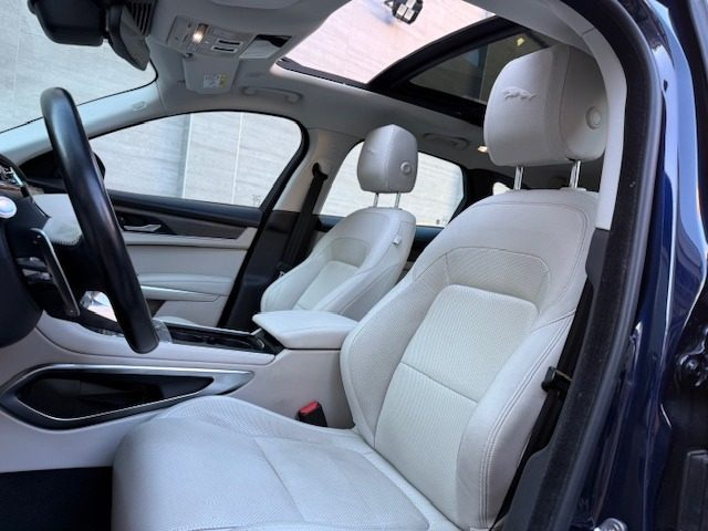 JAGUAR F-Pace usata, con Sistema di navigazione