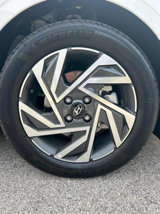 HYUNDAI i20 usata, con Controllo elettronico della corsia