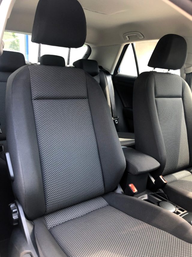VOLKSWAGEN T-Roc usata, con Specchietti laterali elettrici
