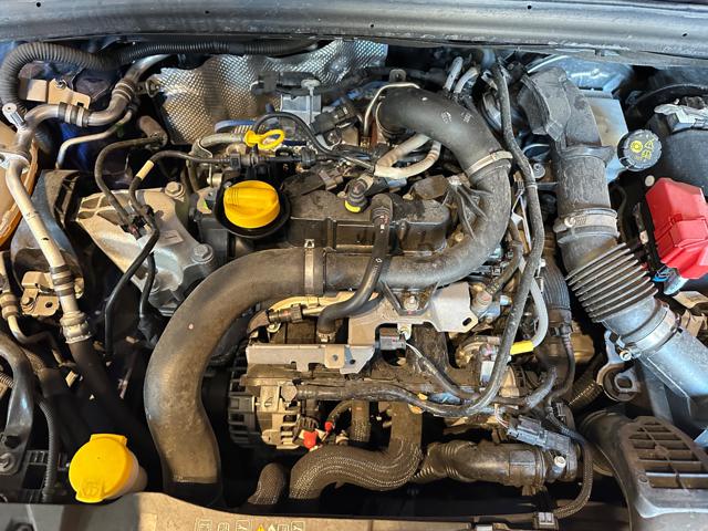 RENAULT Clio usata, con Luci diurne LED