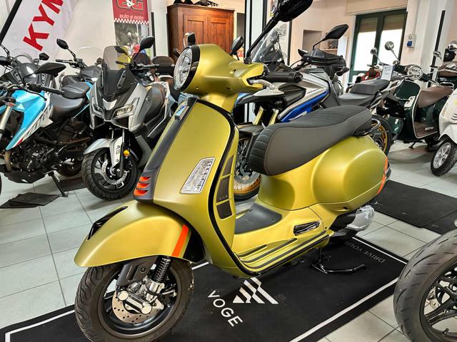 VESPA GTS 300 SuperSport usata 0
