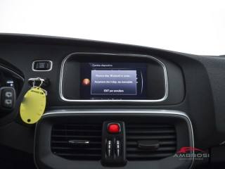 VOLVO V40 usata 14