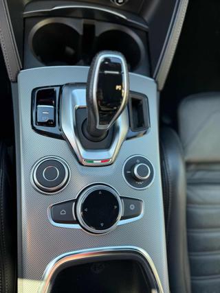 ALFA ROMEO Stelvio usata, con Bracciolo