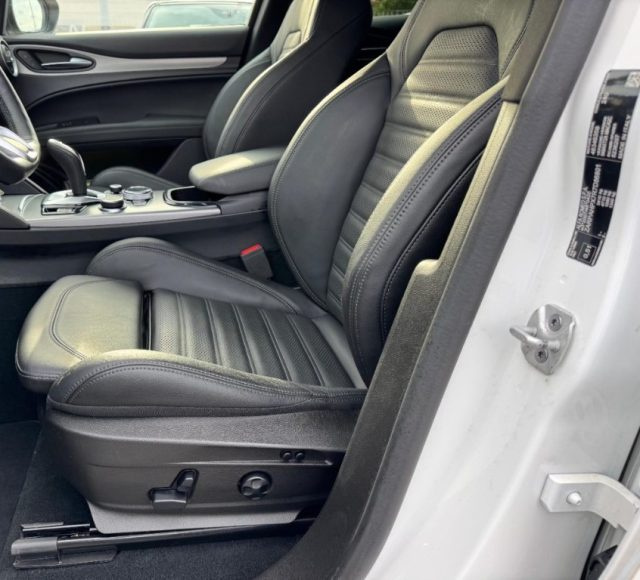ALFA ROMEO Stelvio usata, con Controllo trazione