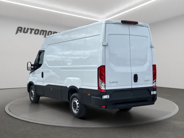IVECO Daily usata, con Controllo elettronico della corsia
