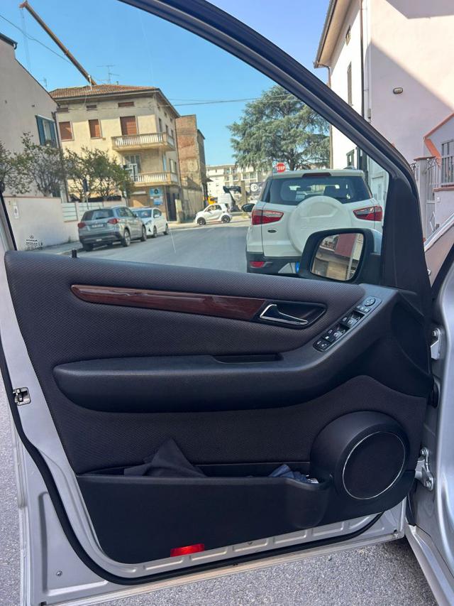 MERCEDES-BENZ A 160 usata, con Specchietti laterali elettrici