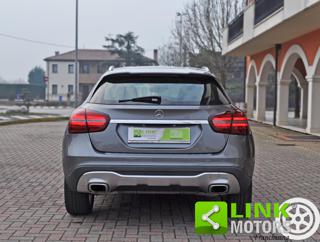 MERCEDES-BENZ GLA 180 usata, con Alzacristalli elettrici