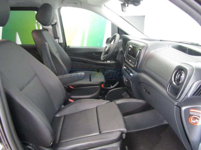 MERCEDES-BENZ Vito usata, con Autoradio