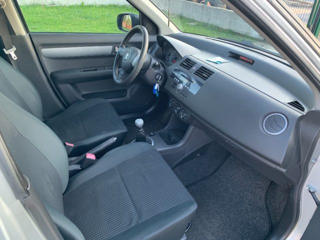 SUZUKI Swift usata, con Chiusura centralizzata