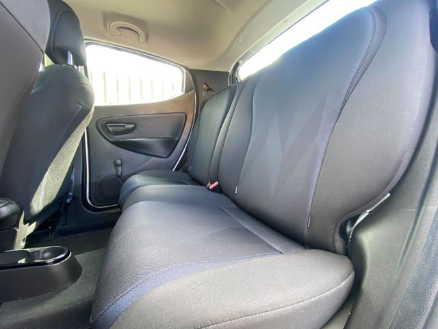 LANCIA Ypsilon usata, con Park Distance Control