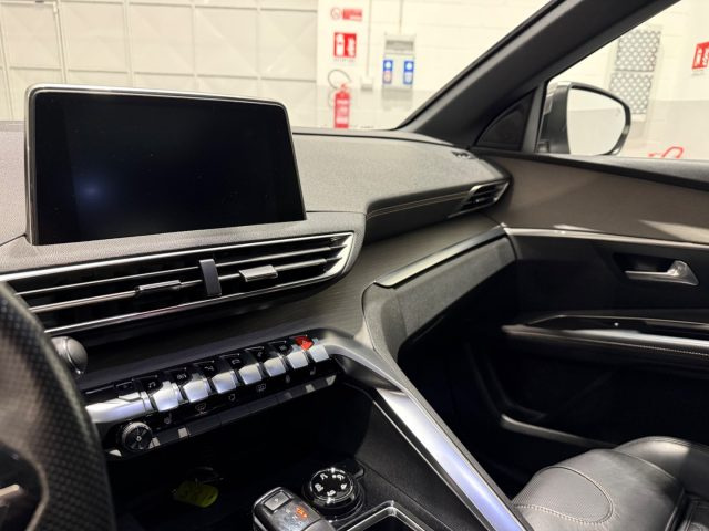 PEUGEOT 3008 usata, con Airbag testa