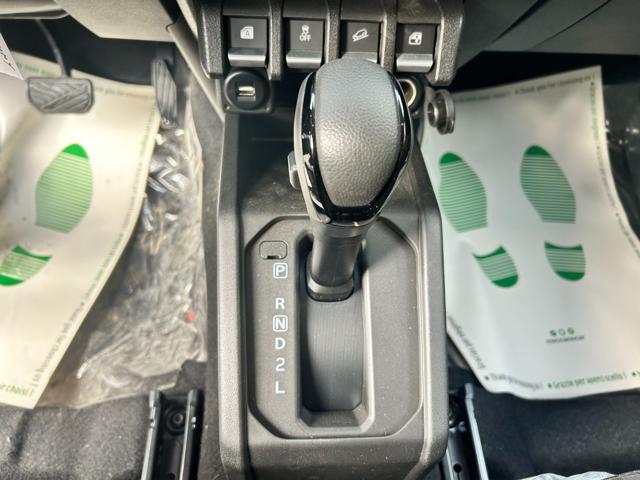 SUZUKI Jimny usata, con Volante multifunzione