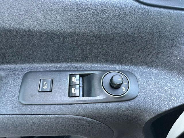 OPEL Combo usata, con Volante multifunzione