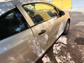 OPEL Corsa usata, con Climatizzatore