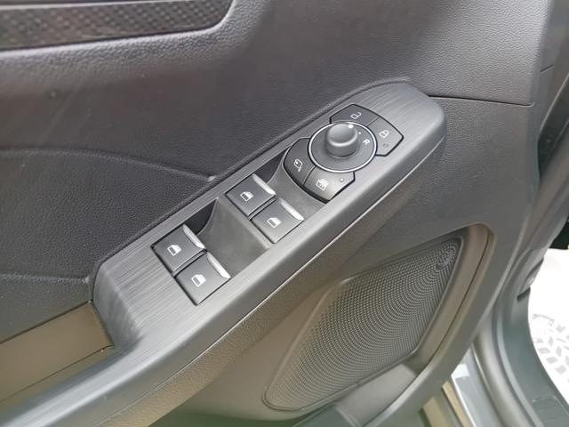 FORD Kuga usata, con USB