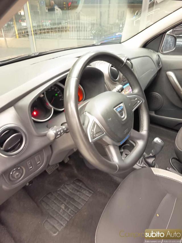 DACIA Sandero usata, con Bluetooth